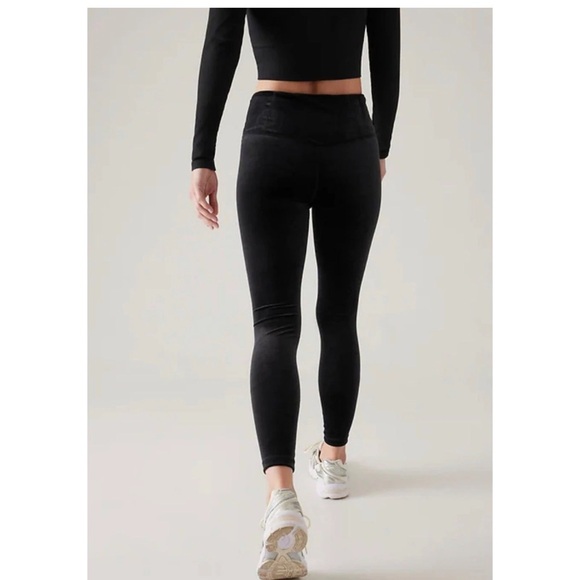 Athleta Elation Velvet Tight Leggings Women Size Medium Black Stretch 511387 - Picture 2 of 14